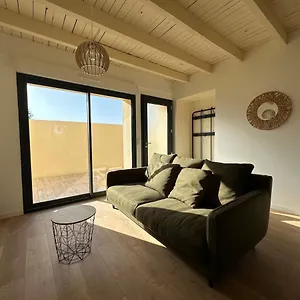 La Halte Occitane - Classe 3 Etoiles - Pour 6 Personnes, 3 Chambres, Parking, Terrasse, Inclus Appartement